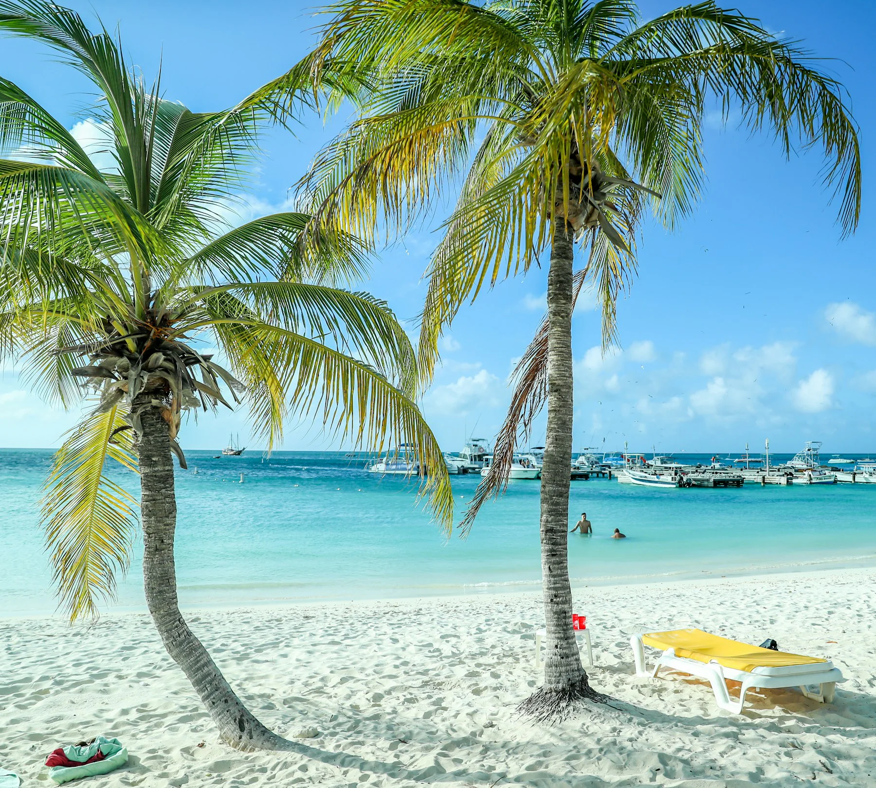 Boat on clear Caribbean water near Aruba
