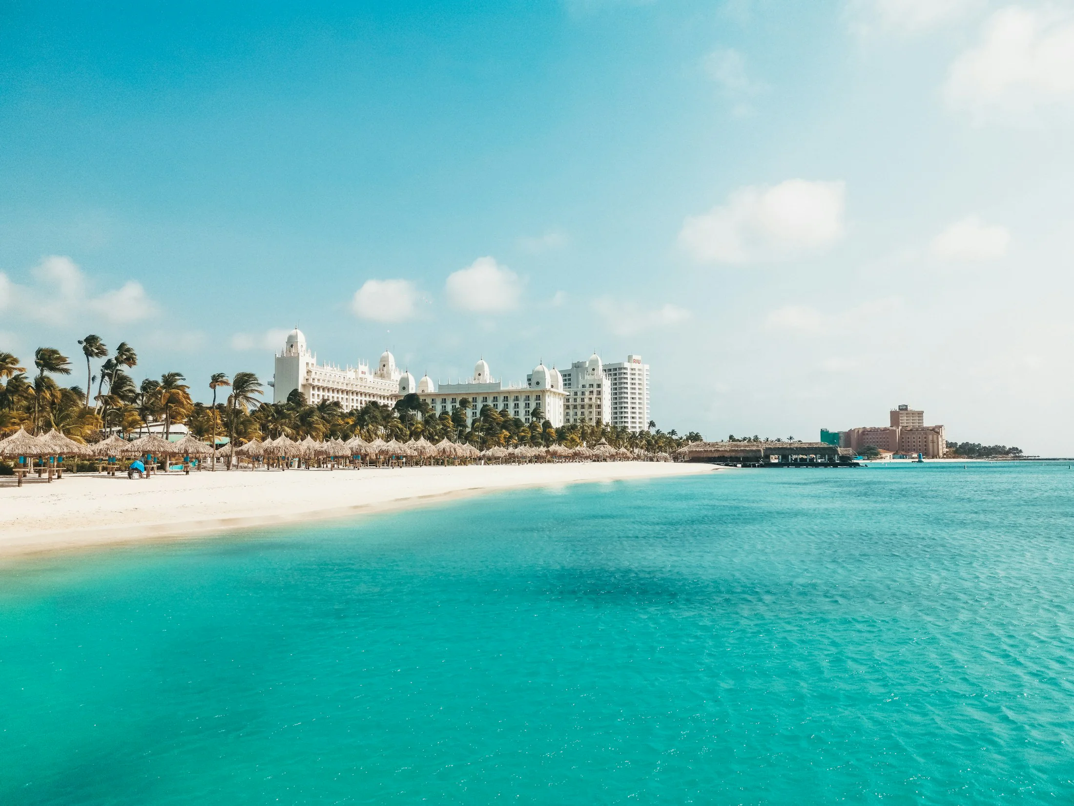 White sand and turquoise water on Palm Beach, Aruba